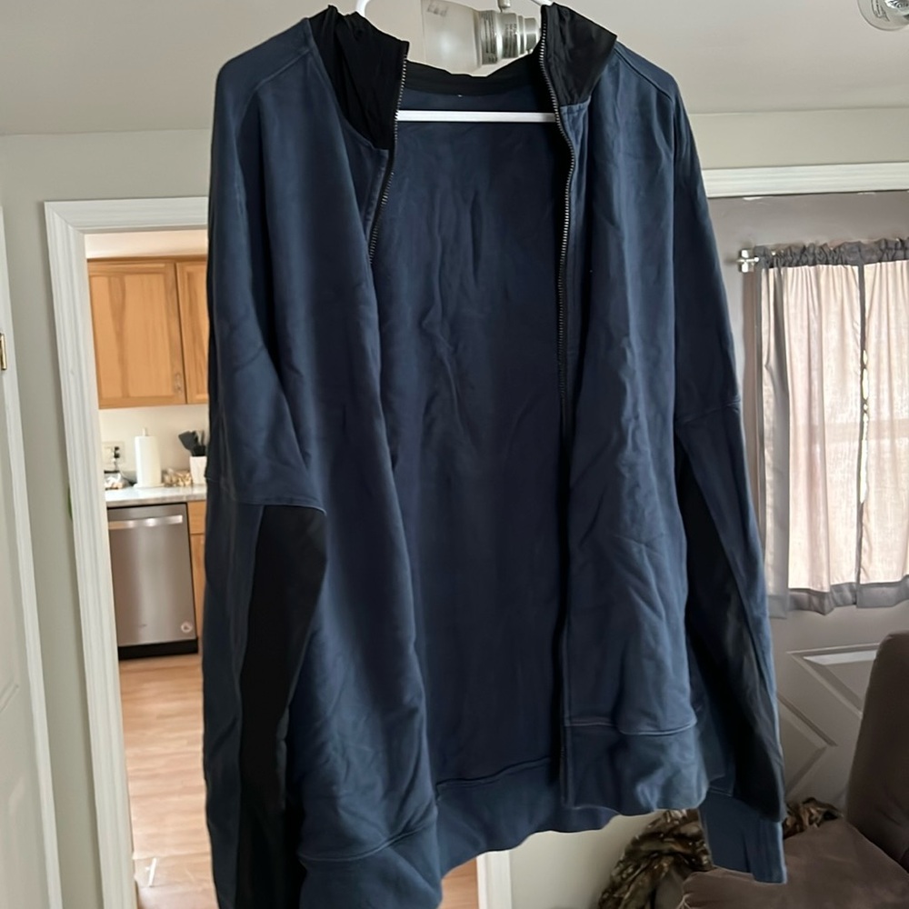 Lululemon warm up jacket